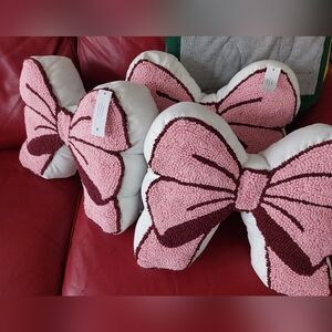 Beautiful Pink Bow Pillow Bow Tie Throw Pillow Holiday Super Cute